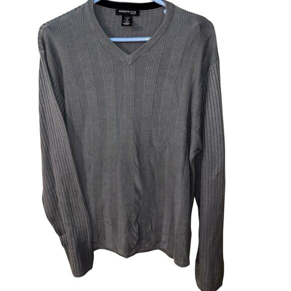Kenneth Cole New York men’s gray v-neck silk cotton blend sweater (size large) - Picture 1 of 4